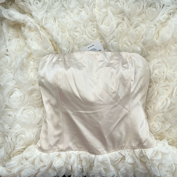 Reformation Rosy Dress-Ivory 3D floral skirt NWT - Picture 3 of 17